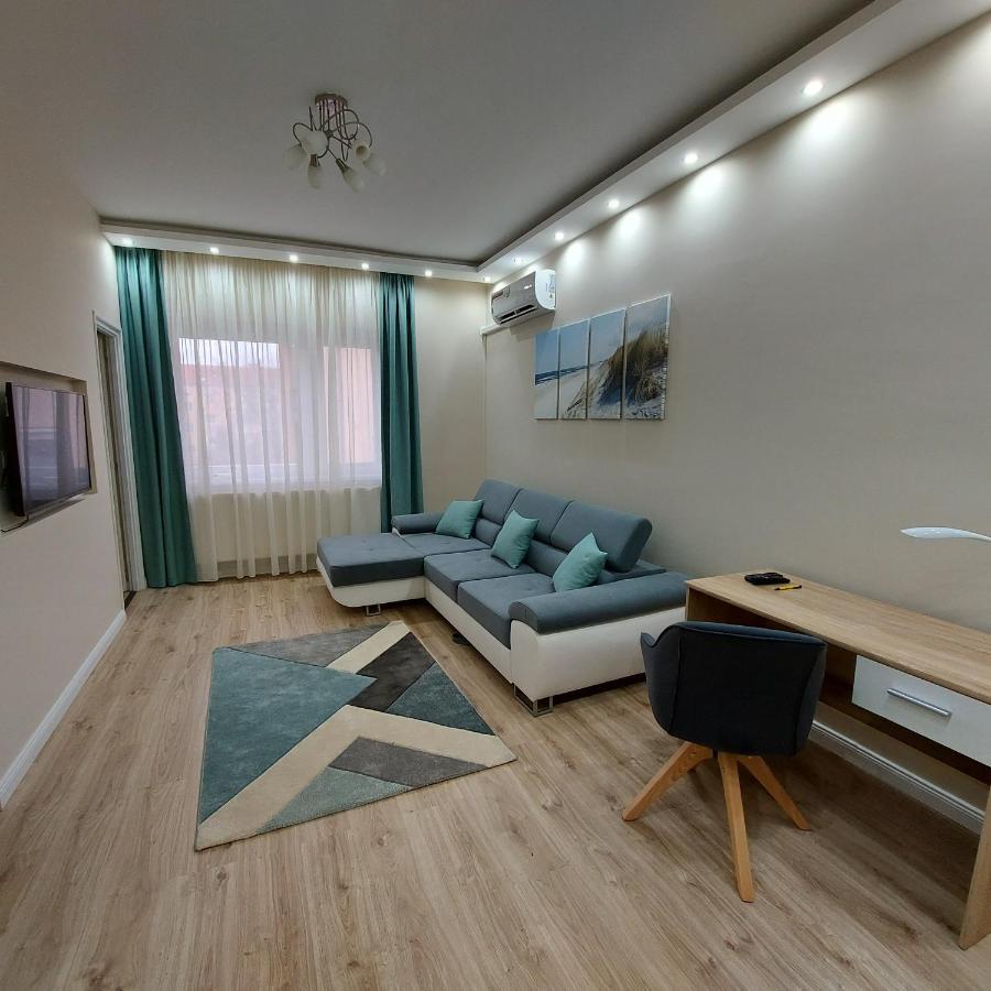 Ancsi Apartmant Kecskemét Bagian luar foto