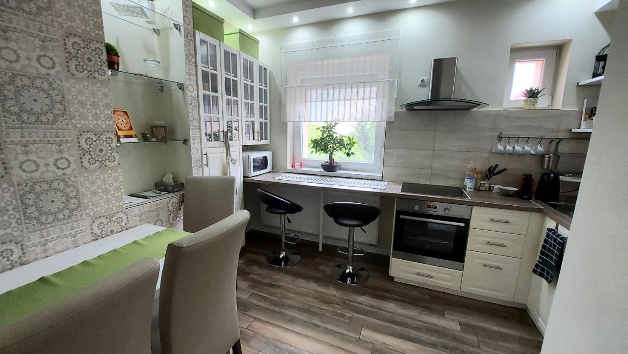 Ancsi Apartmant Kecskemét Bagian luar foto